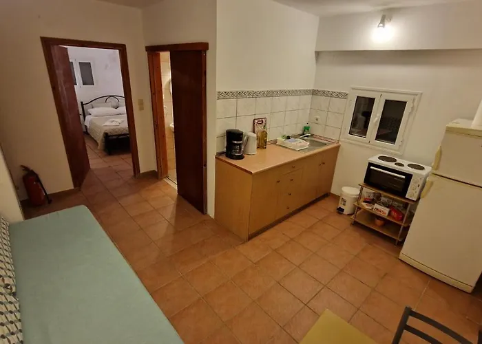 Corfu Sea Front Apartment,the Nest Ii Feriehus