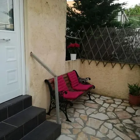 Prázdninový dům Corfu Sea Front Apartment,the Nest Ii Ágios Matthaíos
