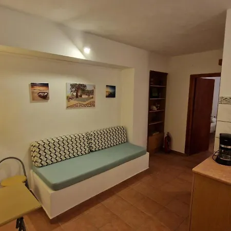 Corfu Sea Front Apartment,the Nest Ii *