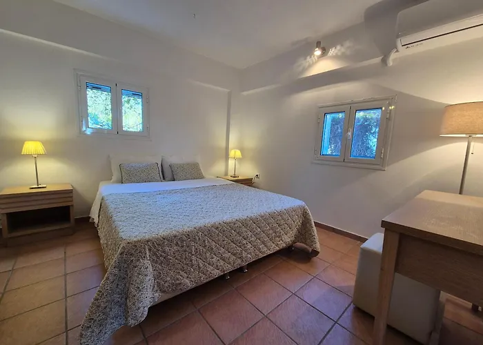 Corfu Sea Front Apartment,the Nest Ii
